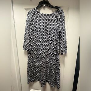 Girls Medium (size 10-12) Vineyard Vines dress